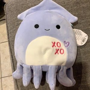 Squishmallow- Stacy the Squid 8”